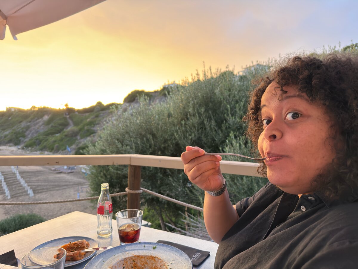 Lajoy's Recipes kitchen scene